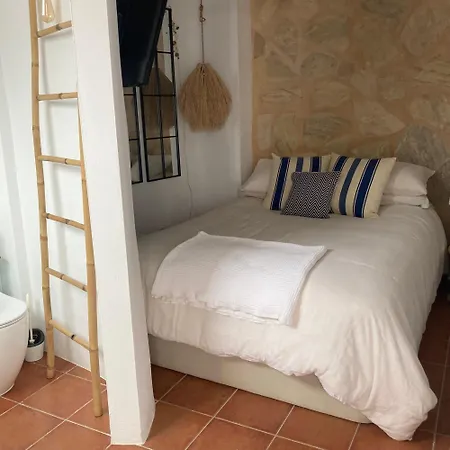 Casa Mia Old Town Cozy House 3 Bedrooms * 에스테포나